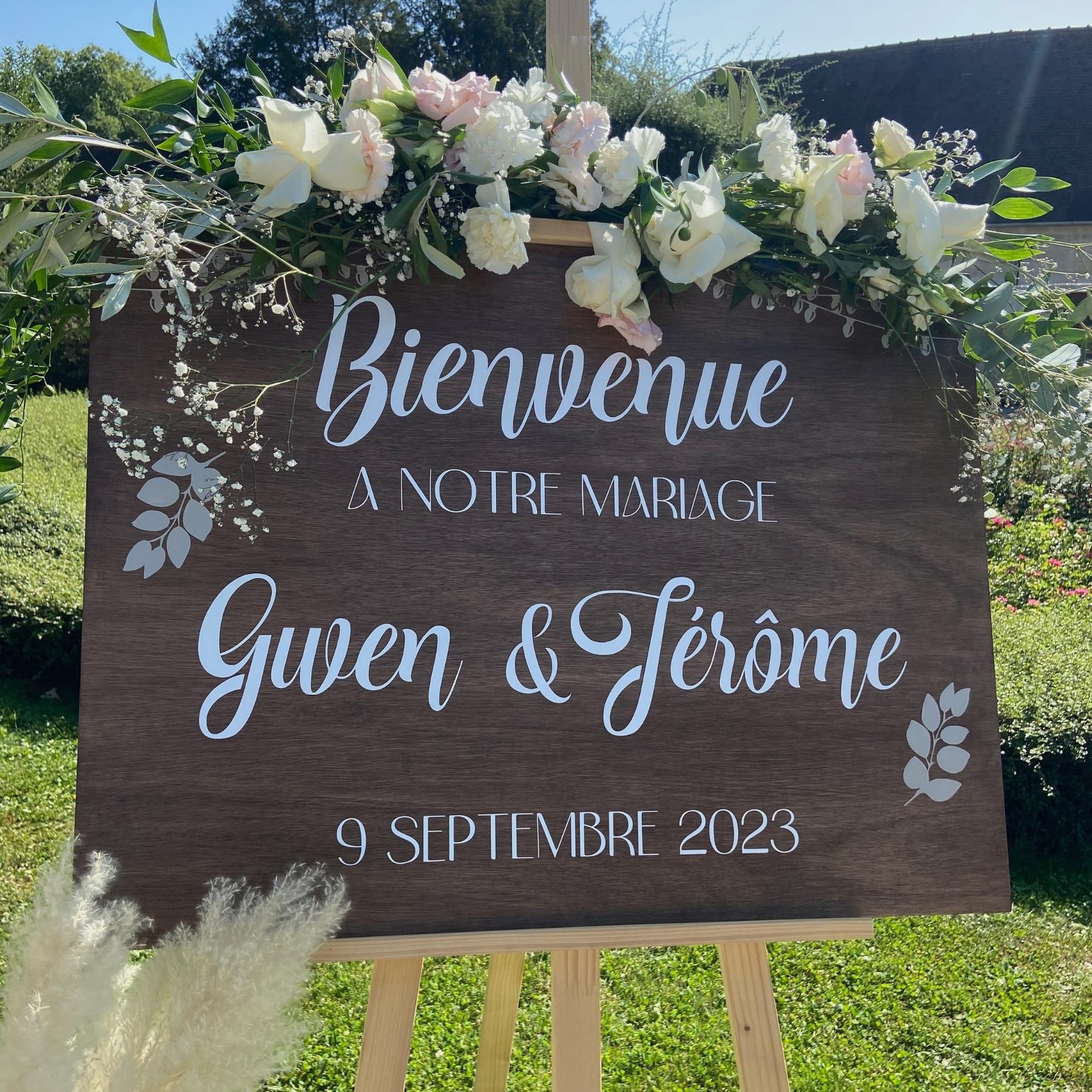 Panneau de bienvenue mariage - Marine Déco & Passion - Créatrice de souvenirs et de papeterie personnalisée dans l'Oise